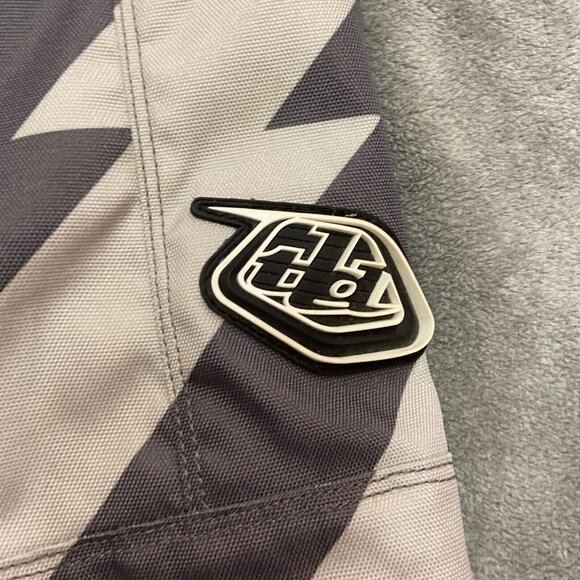 Troy Lee Designs Downhill MTB Moto Cycling Shorts Mens Size 30 Blue White Yellow - Picture 4 of 14